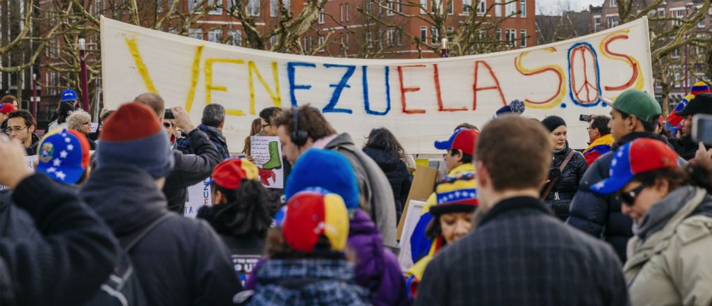 Before Socialist Venezuela: The Economic Collapse of Venezuela